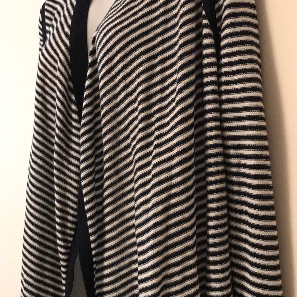 Loft Cardigan - Picture 2 of 5